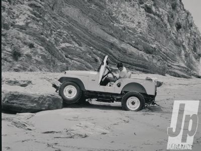 1961-willys-cj-5-universal-rock-crawling.jpg