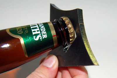 gussets_bottle_opener2.jpg