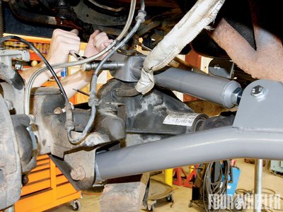 129_1001_12_o+jeep_cherokee_xj_rough_country_long_arm_suspension+upper_control_arm.jpg